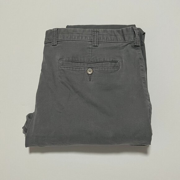 Duluth Trading Pants Flex Ballroom Khakis Comfy Casual Gray Men's size 42x32 - Picture 1 of 7